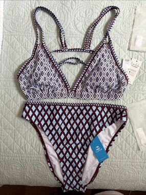 Cupshe Burgundy & Light Blue Diamond-Print Bikini Set